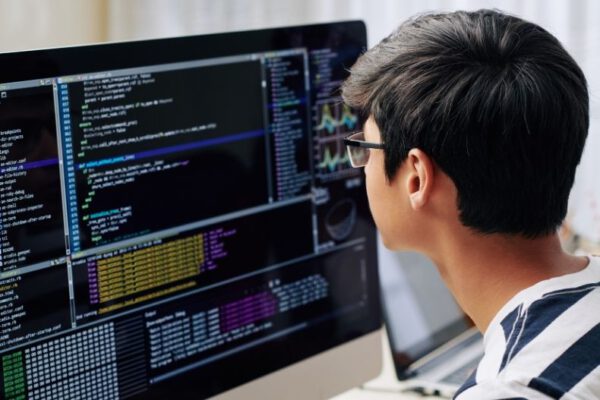 Bật mí những điều có thể bạn chưa biết về lập trình web 6 Kỹ năng tự học